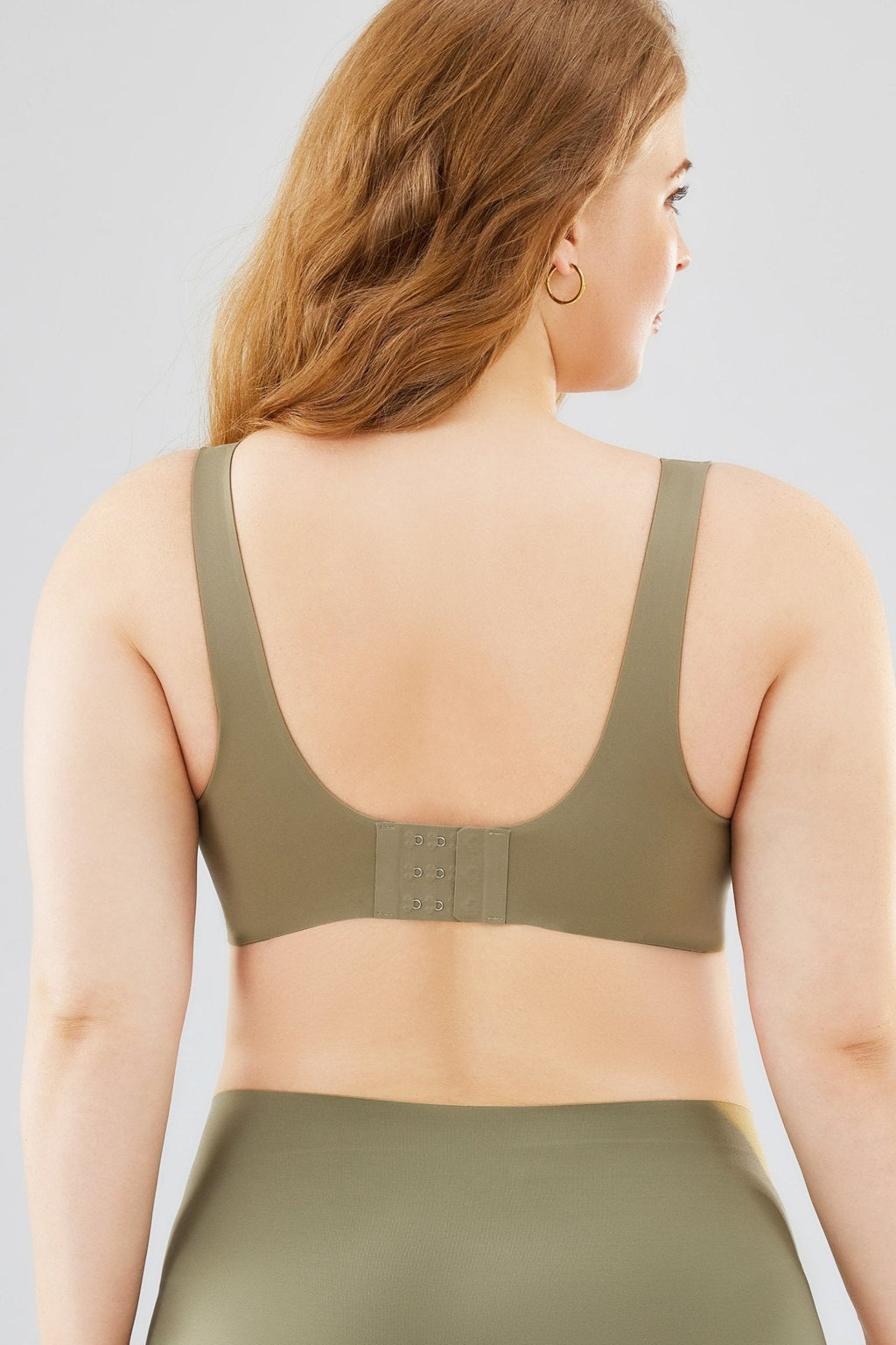 Buy 1 Get 1 FREE   Easy Pieces™️ Curvy Embrace Seamless Wire-Free Support Bra