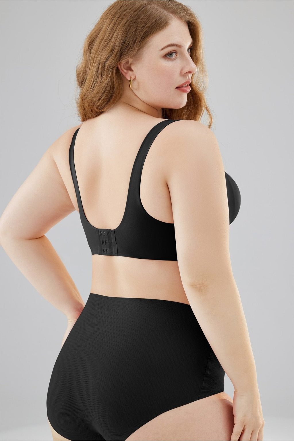 Buy 1 Get 1 FREE   Easy Pieces™️ Curvy Embrace Seamless Wire-Free Support Bra