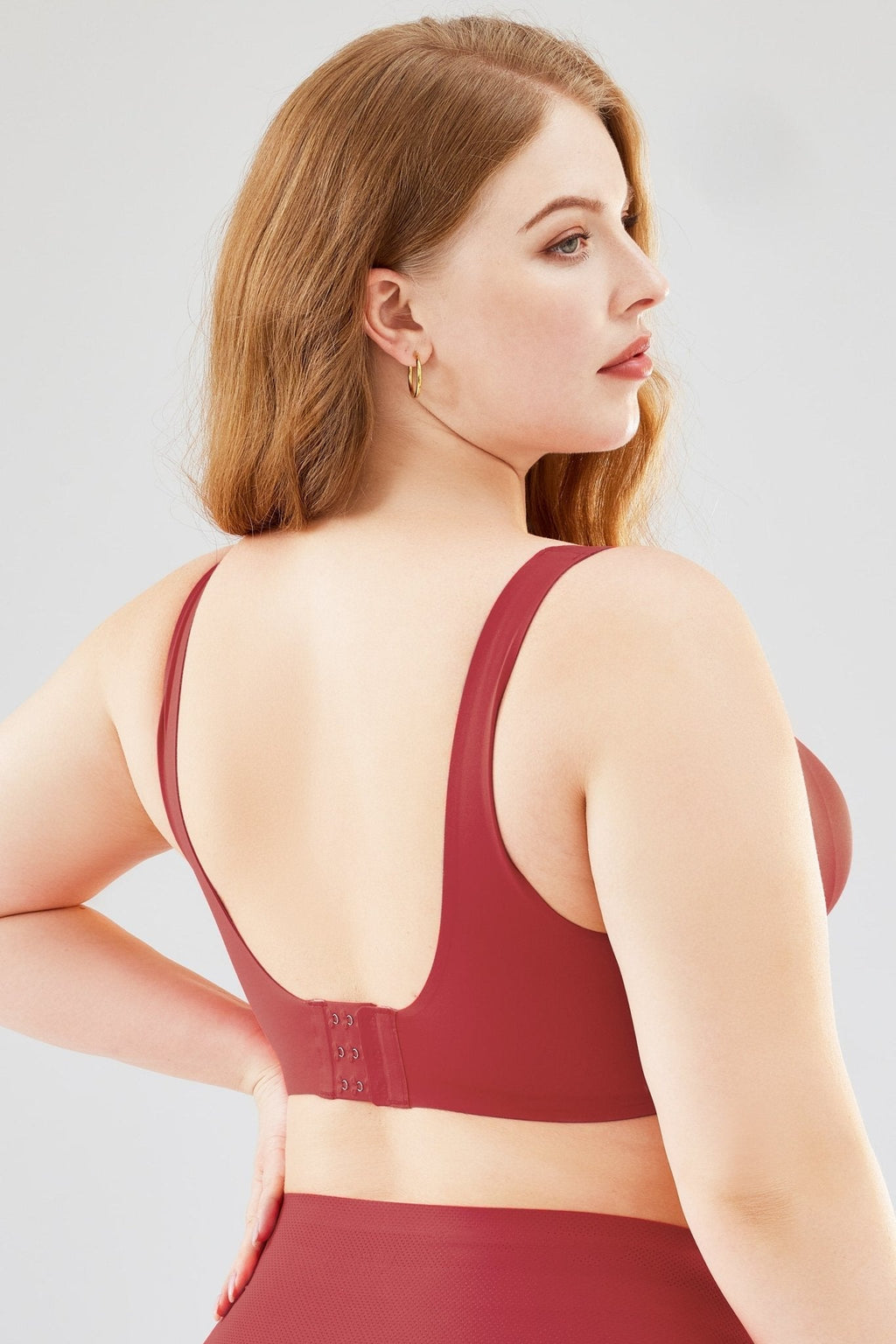 Buy 1 Get 1 FREE   Easy Pieces™️ Curvy Embrace Seamless Wire-Free Support Bra